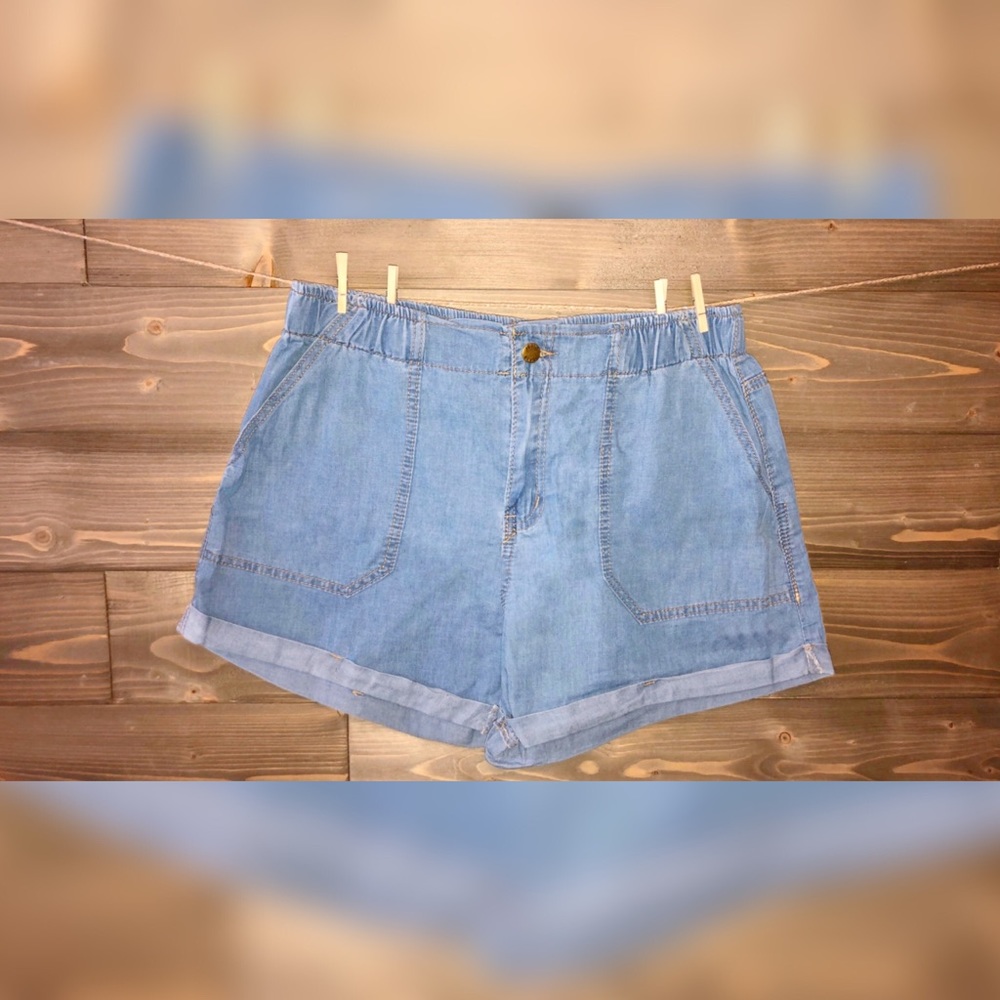 High waist jean shorts